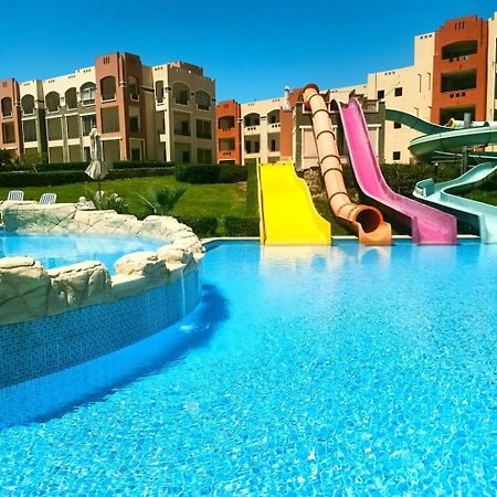 Oyster Bay Beach Resort Abu Dabab Exterior photo