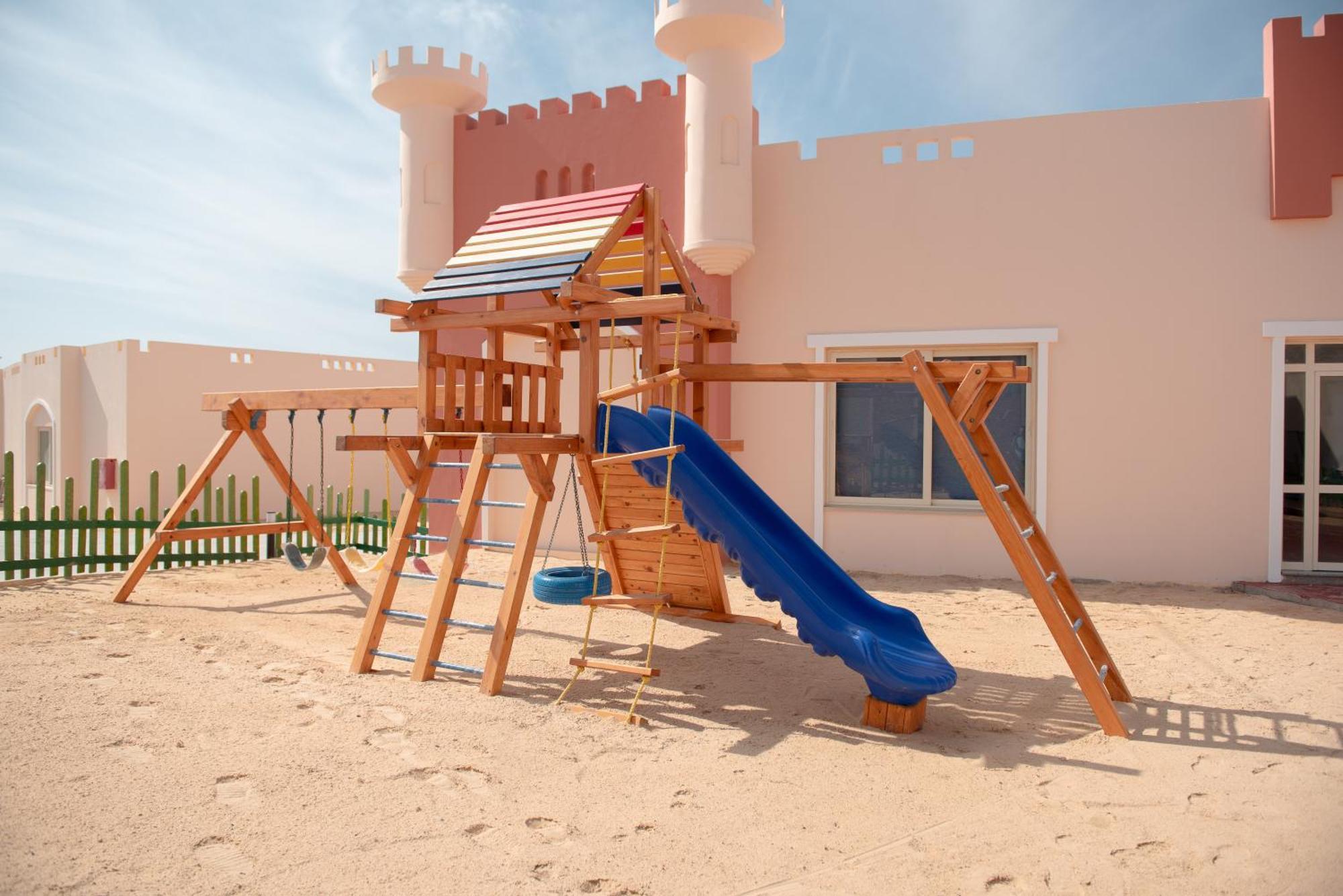 Oyster Bay Beach Resort Abu Dabab Exterior photo