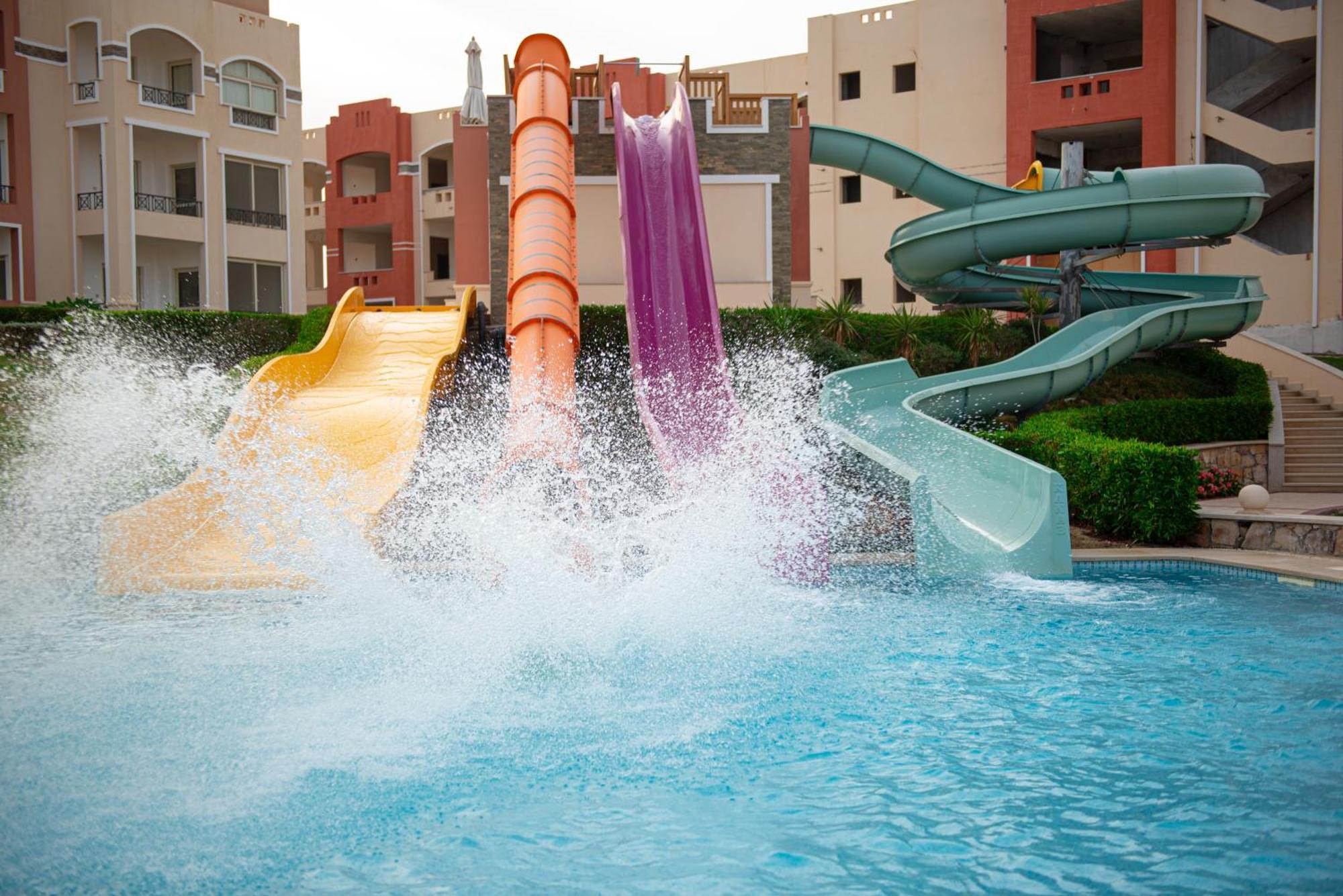 Oyster Bay Beach Resort Abu Dabab Exterior photo
