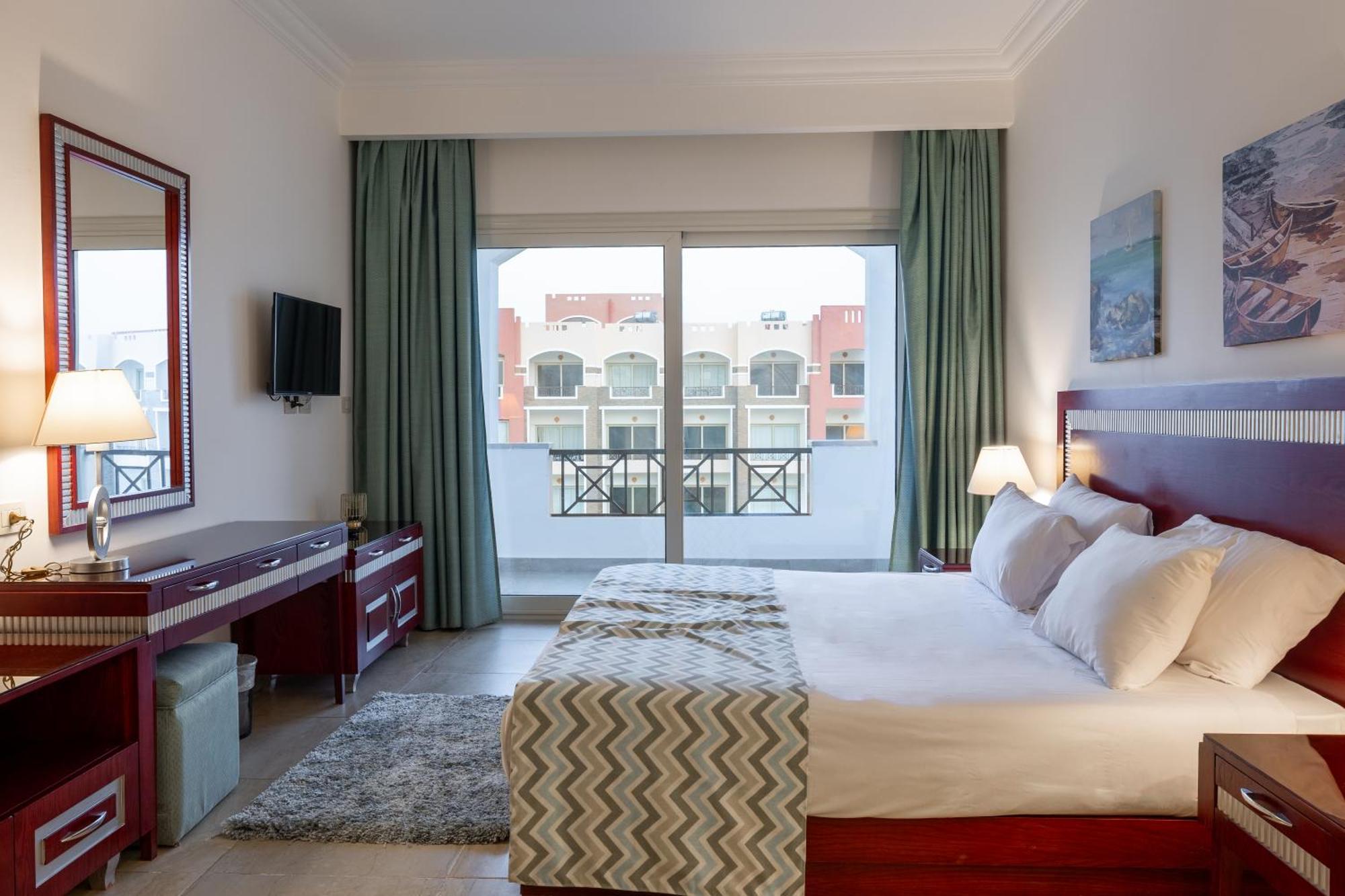 Oyster Bay Beach Resort Abu Dabab Exterior photo