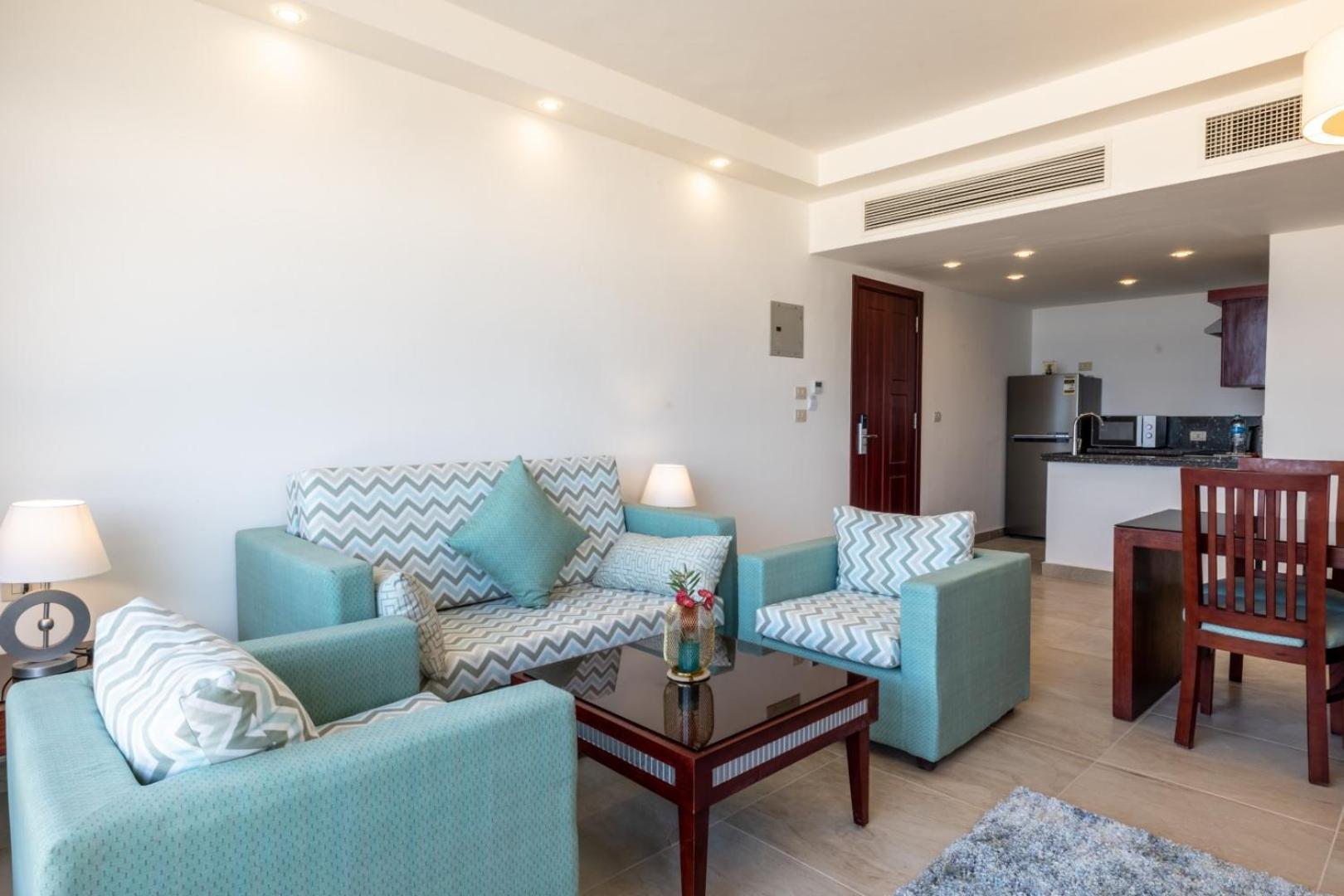 Oyster Bay Beach Resort Abu Dabab Exterior photo