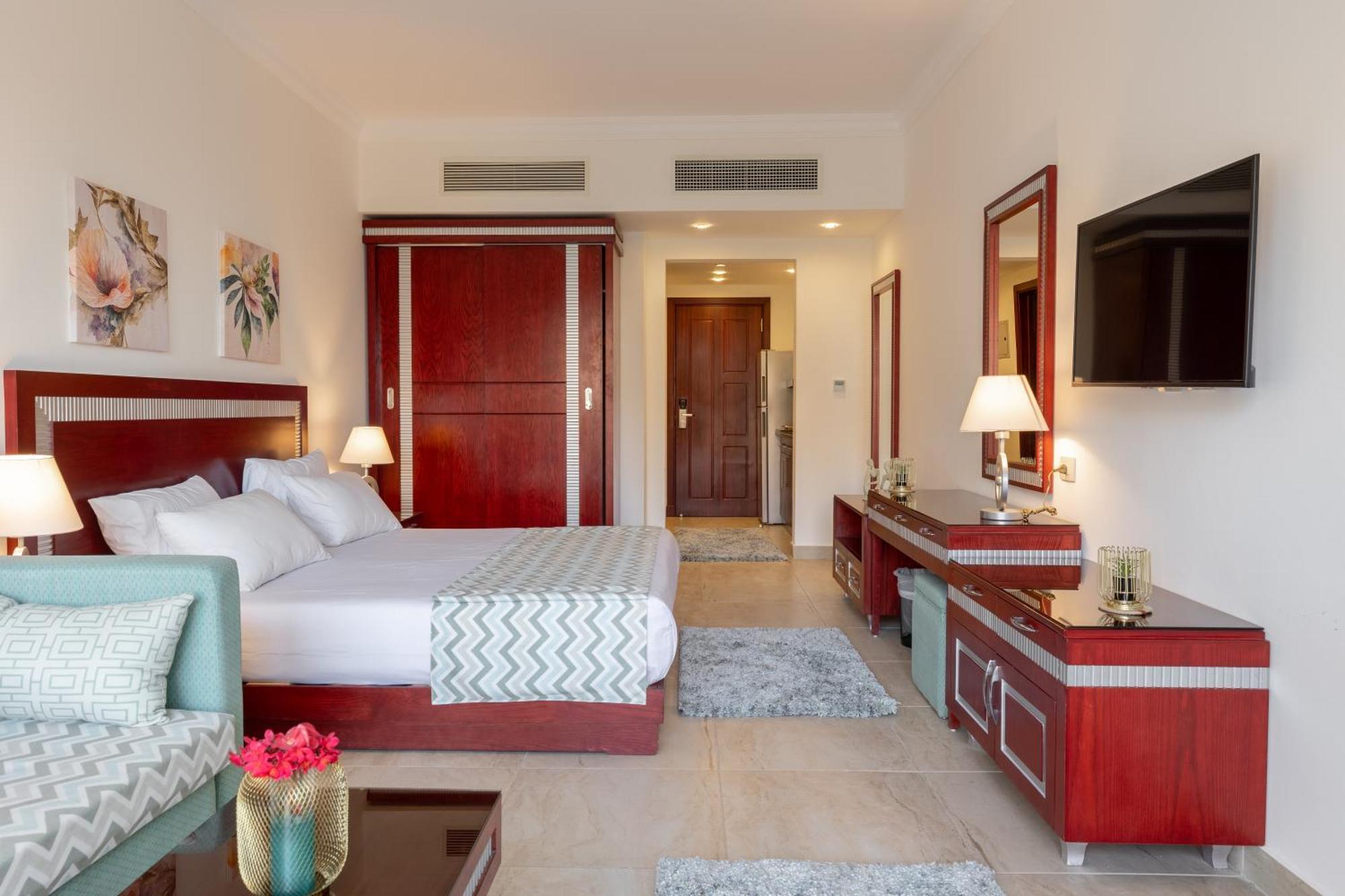 Oyster Bay Beach Resort Abu Dabab Exterior photo