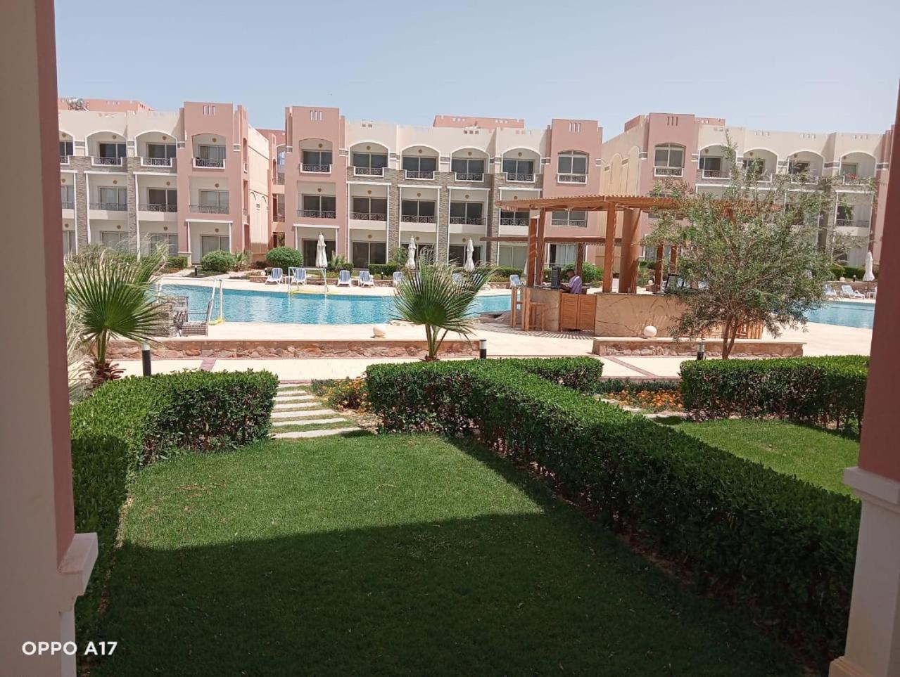 Oyster Bay Beach Resort Abu Dabab Exterior photo